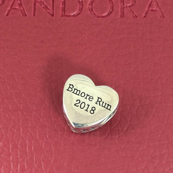 Baltimore Run Red Enamel Crab Heart Charm Bmore Run 2018 Charm S925 ALE - Picture 4 of 4